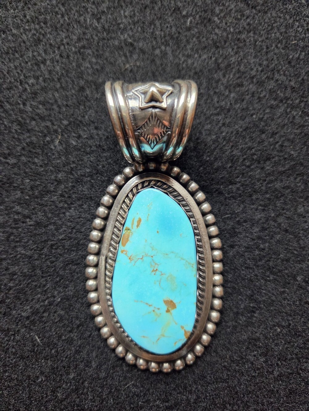 HANDMADE NAVAJO LARGE KINGMAN TURQUOISE STERLING PENDANT GLENN LIVINGSTON - Picture 6 of 10